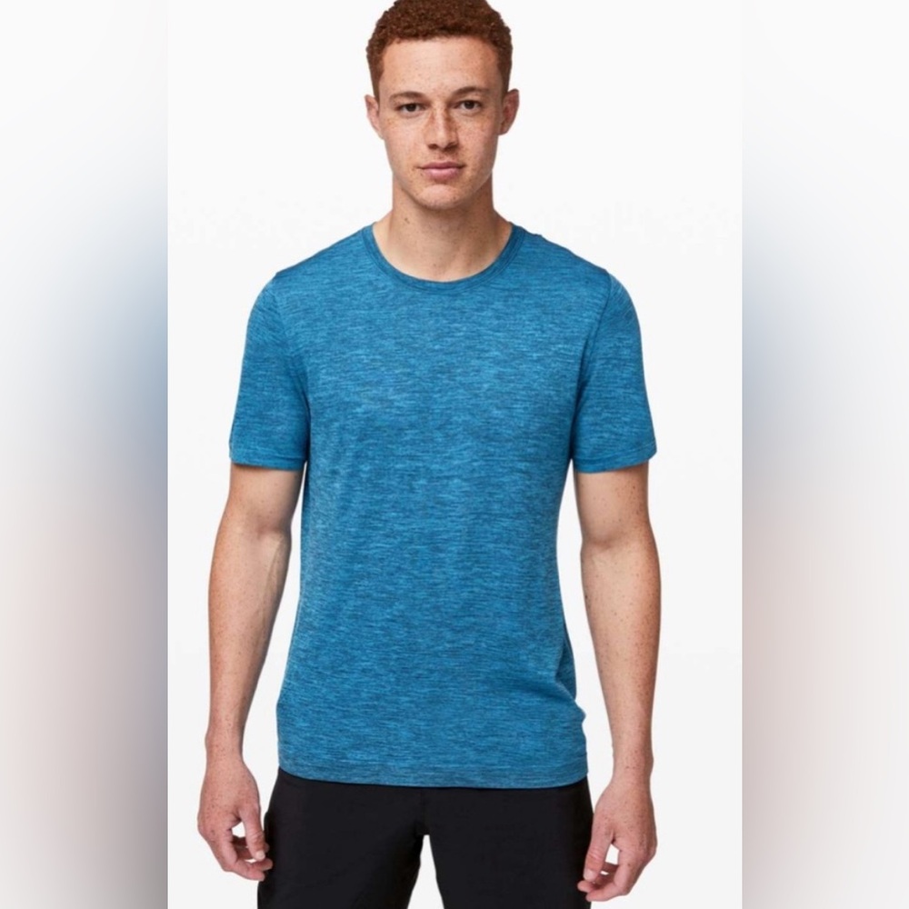 Lululemon Metal Vent Breathe Short Sleeve‎ Tee Sz M Mens - Blue